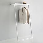 Vestiaires et portes cintres