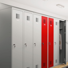 Slanted tops for wardrobe lockers